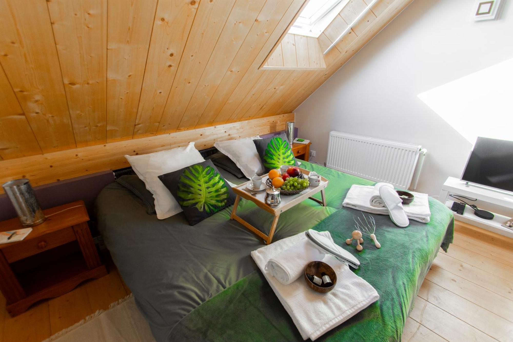 Chalet Like Upstairs Private Suite Étiolles Esterno foto