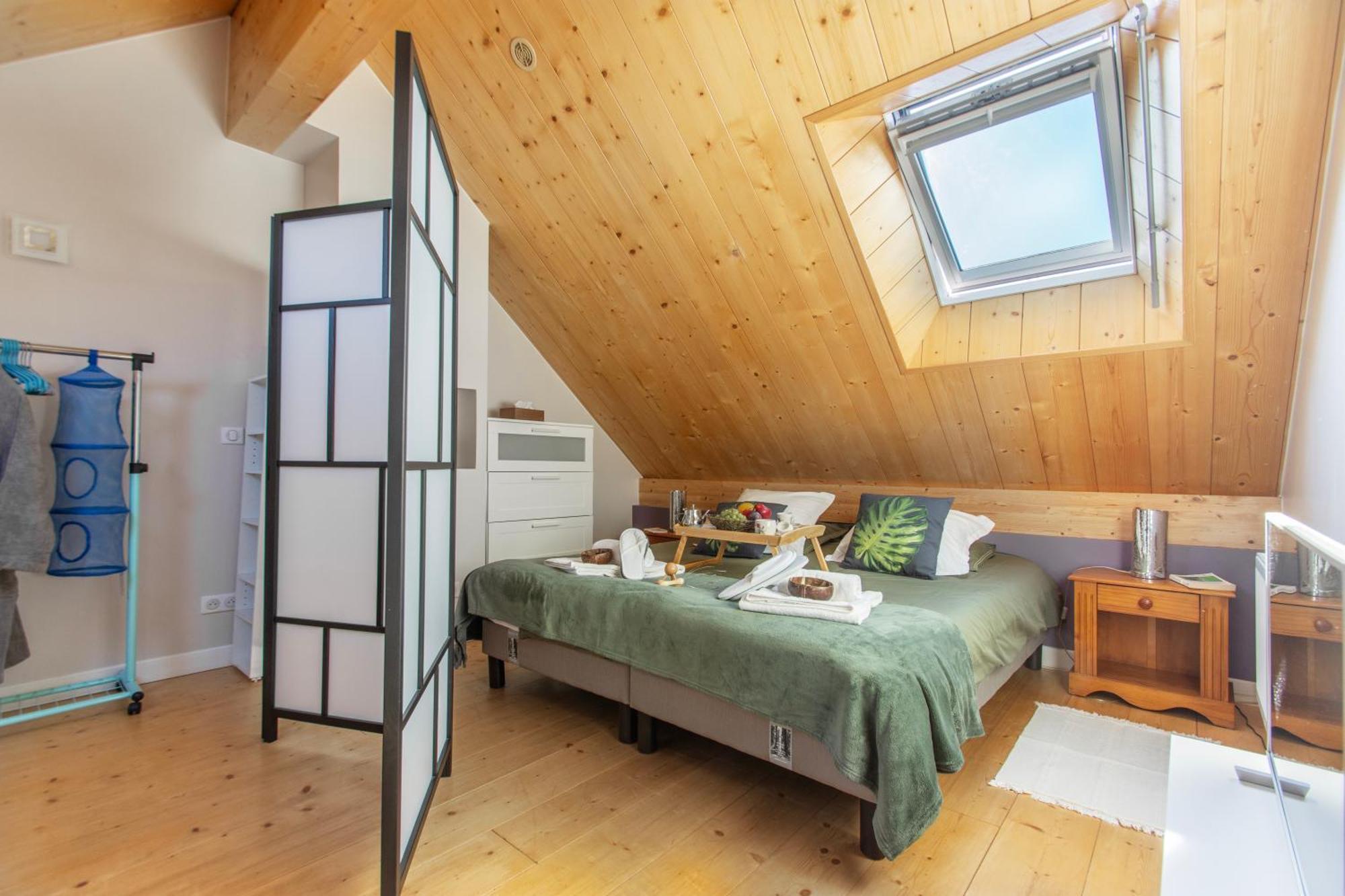 Chalet Like Upstairs Private Suite Étiolles Esterno foto