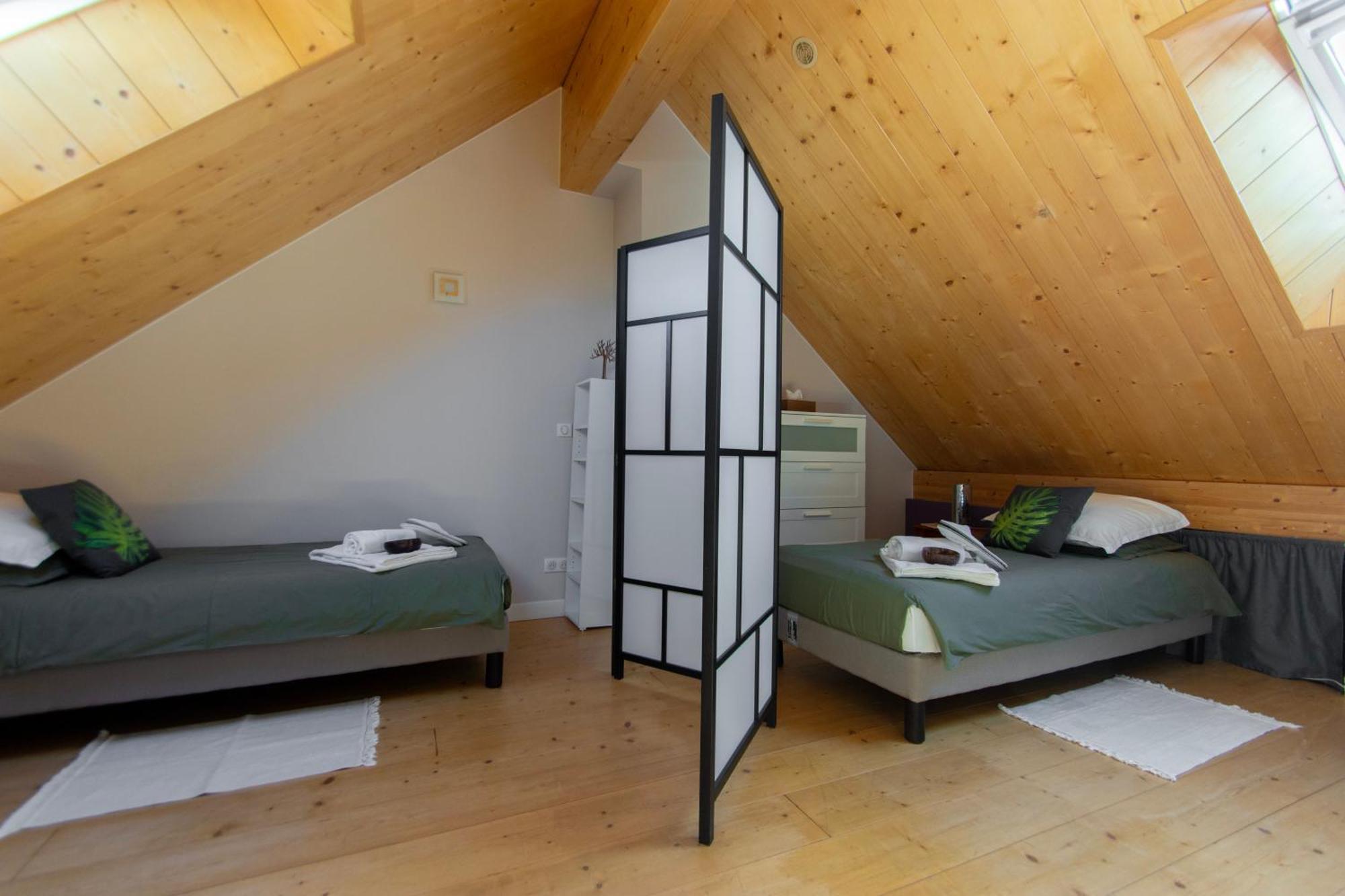 Chalet Like Upstairs Private Suite Étiolles Esterno foto