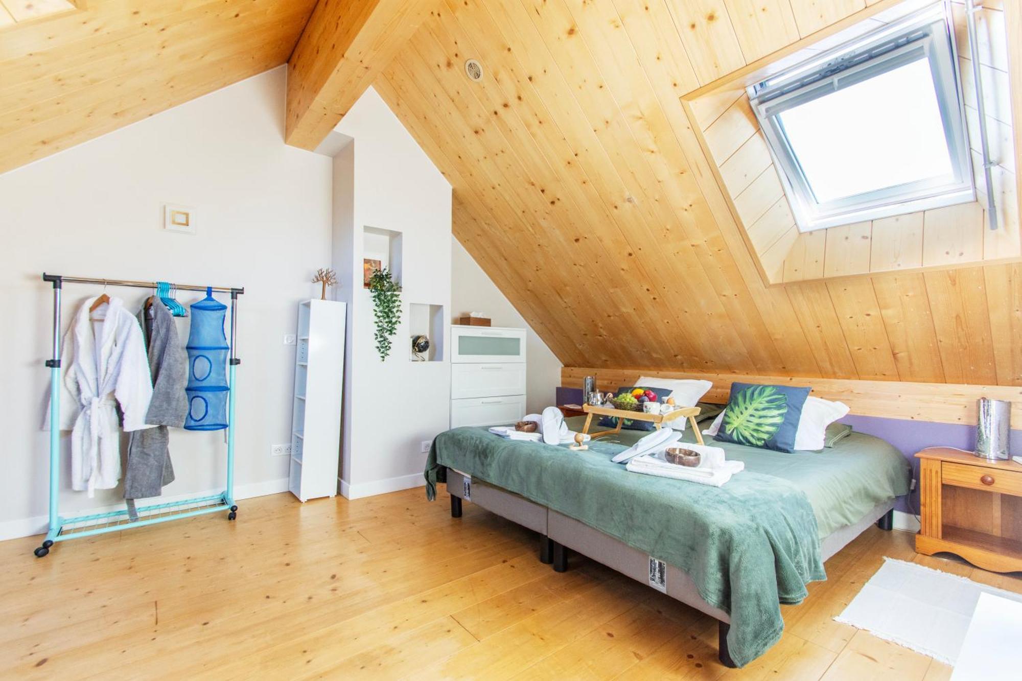 Chalet Like Upstairs Private Suite Étiolles Esterno foto